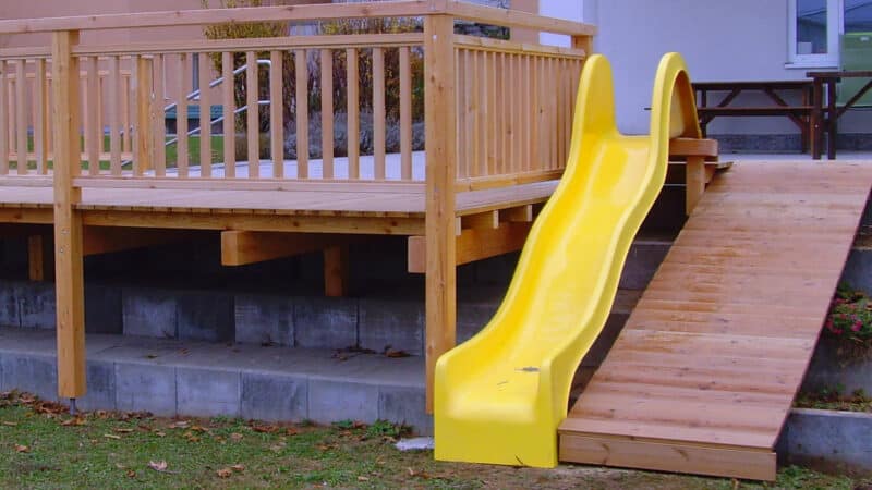 Terrasse_Zaun_Spielplatz_Absturzsicherung_1920x1080